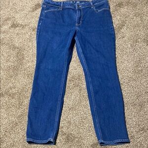 Old Navy Women's Straight Leg Jeans in Deep Blue